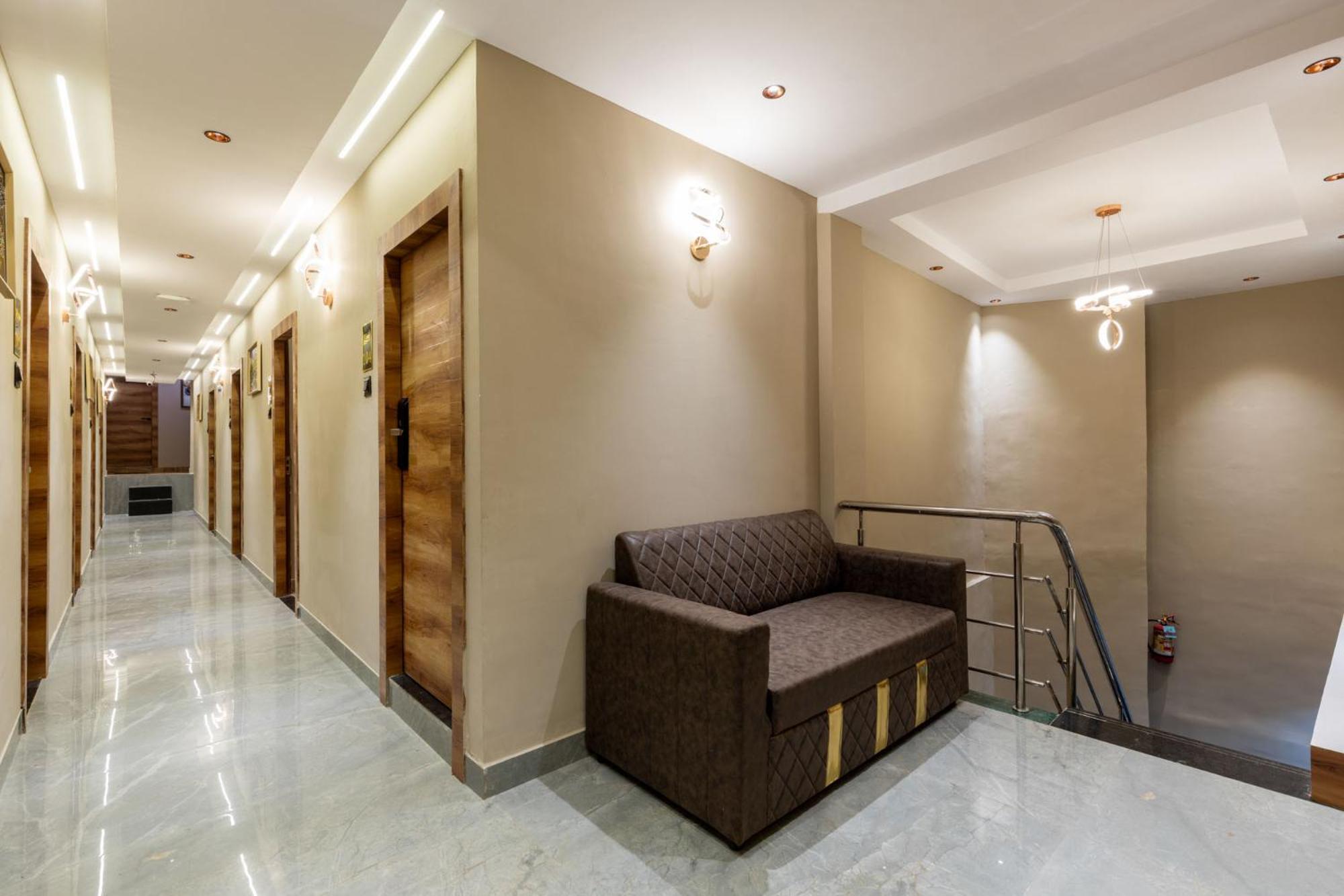 Hotel Zara International Mumbai Bagian luar foto