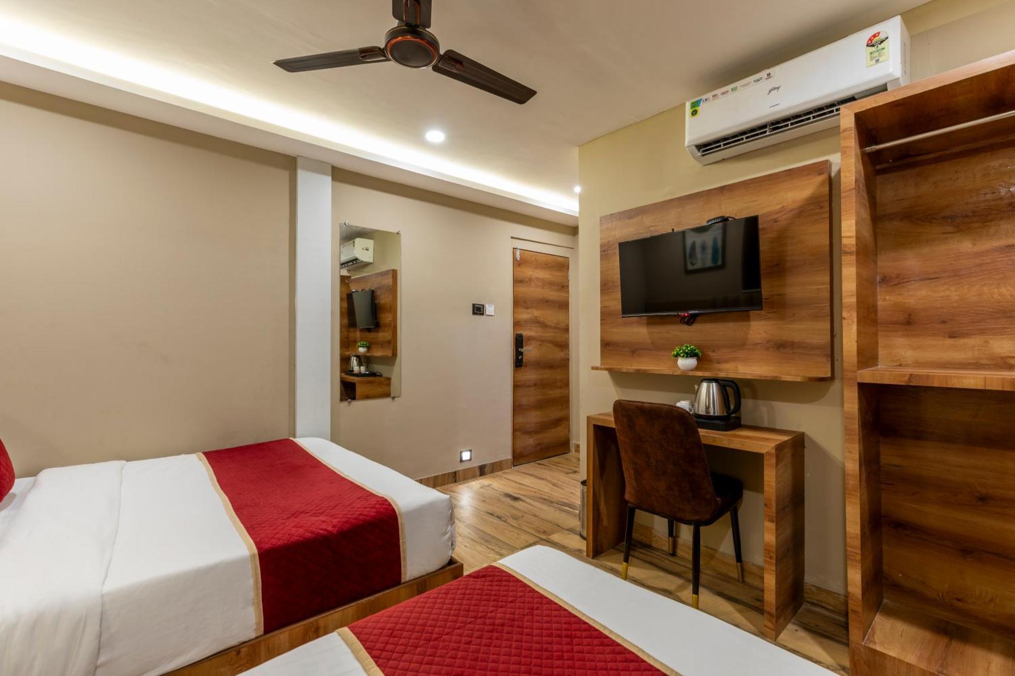 Hotel Zara International Mumbai Bagian luar foto