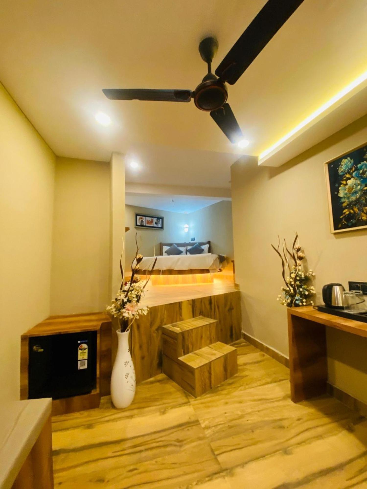 Hotel Zara International Mumbai Bagian luar foto